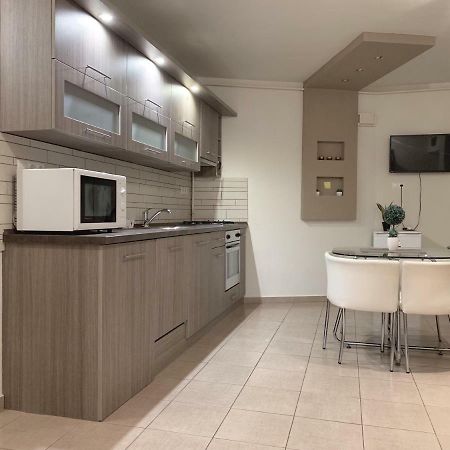 St. Peter Apartman Appartement Pécs Buitenkant foto