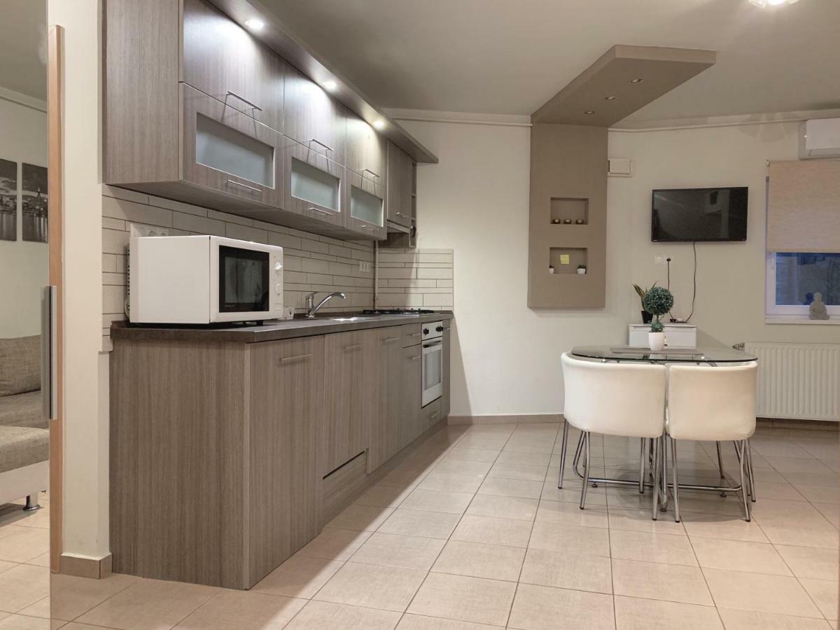 St. Peter Apartman Appartement Pécs Buitenkant foto